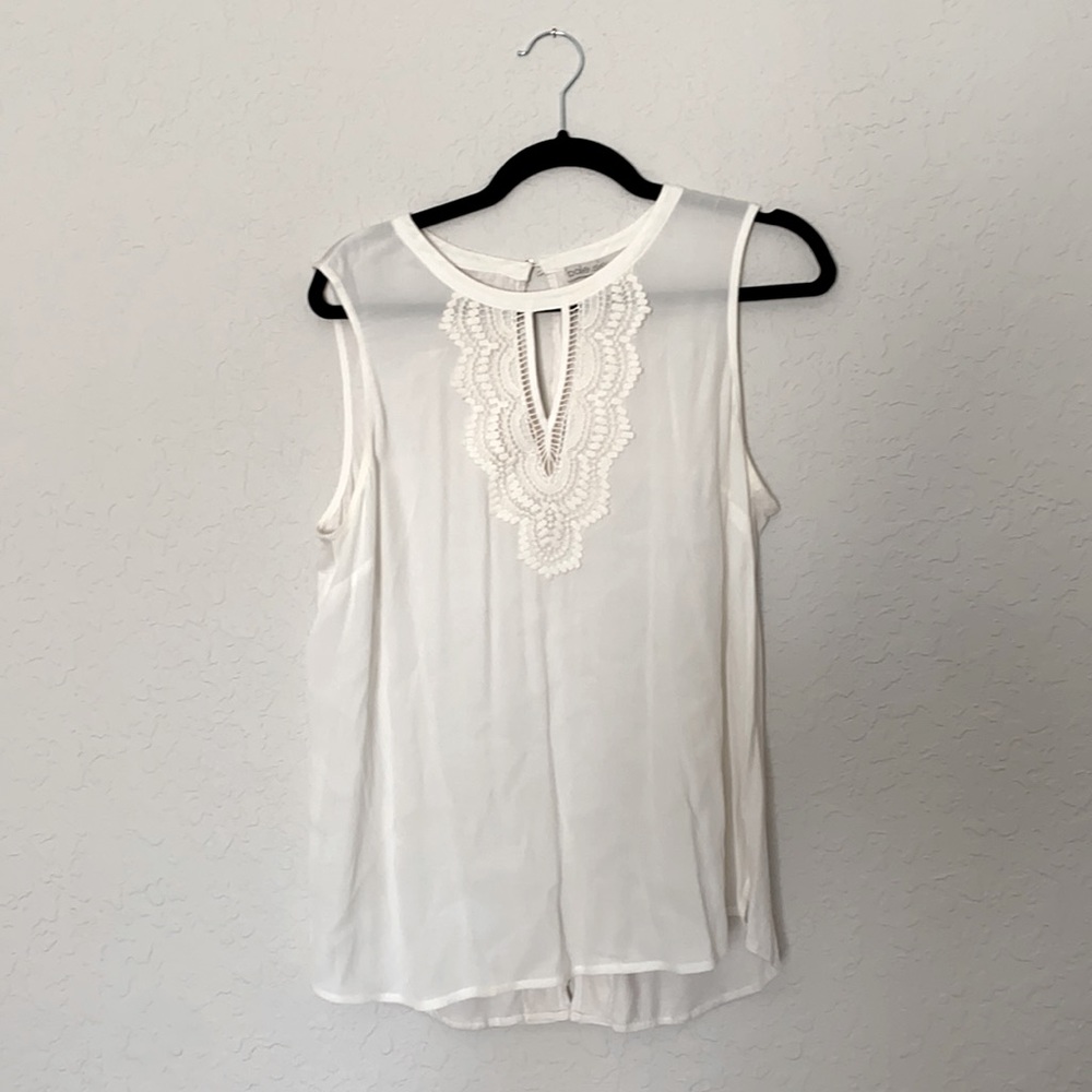Pale Sky Keyhole Blouse